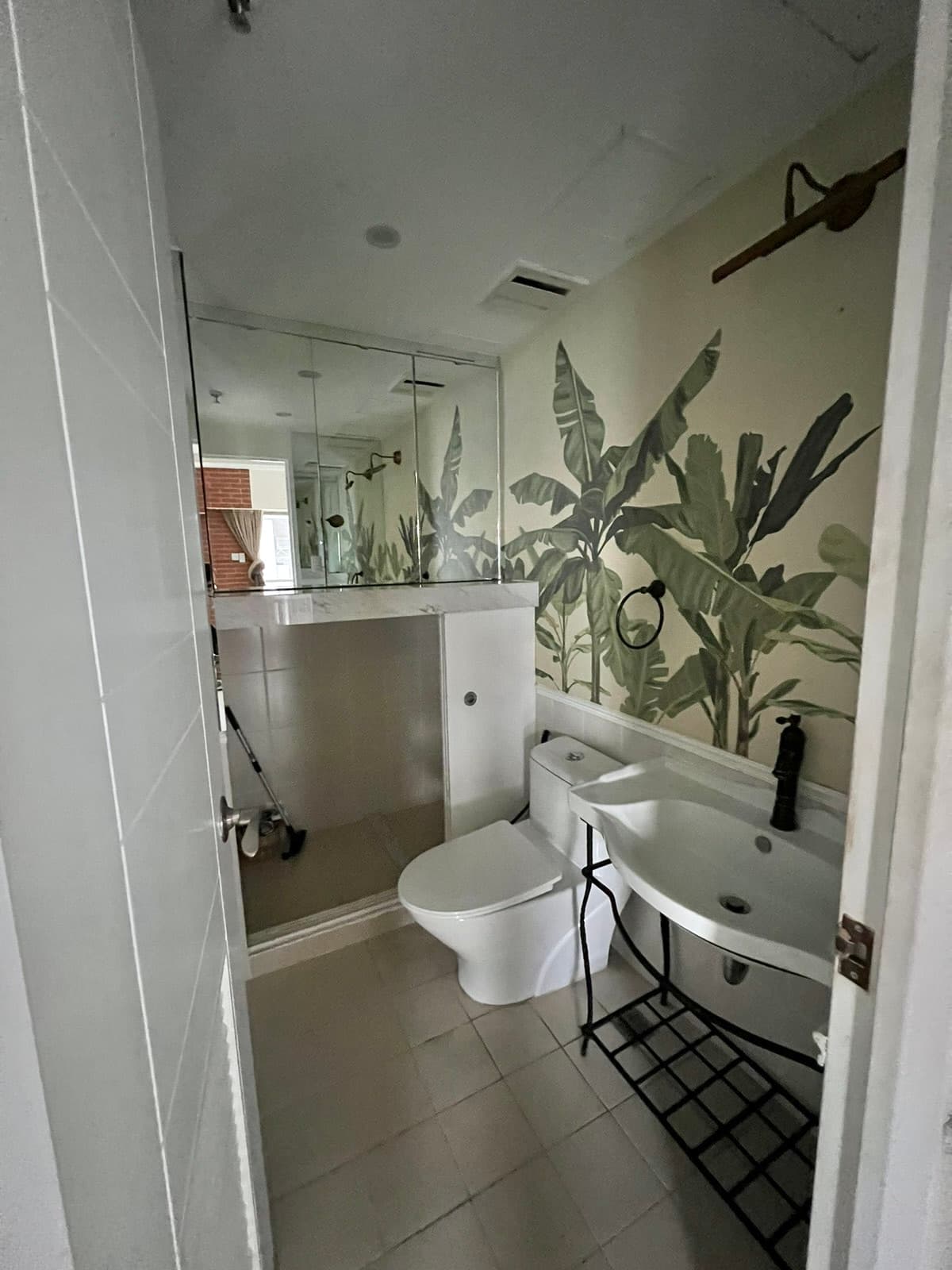 Lumiere Residences 3BR Three Bedroom with Tandem Parking near BGC and Ortigas FOR SALE SC189