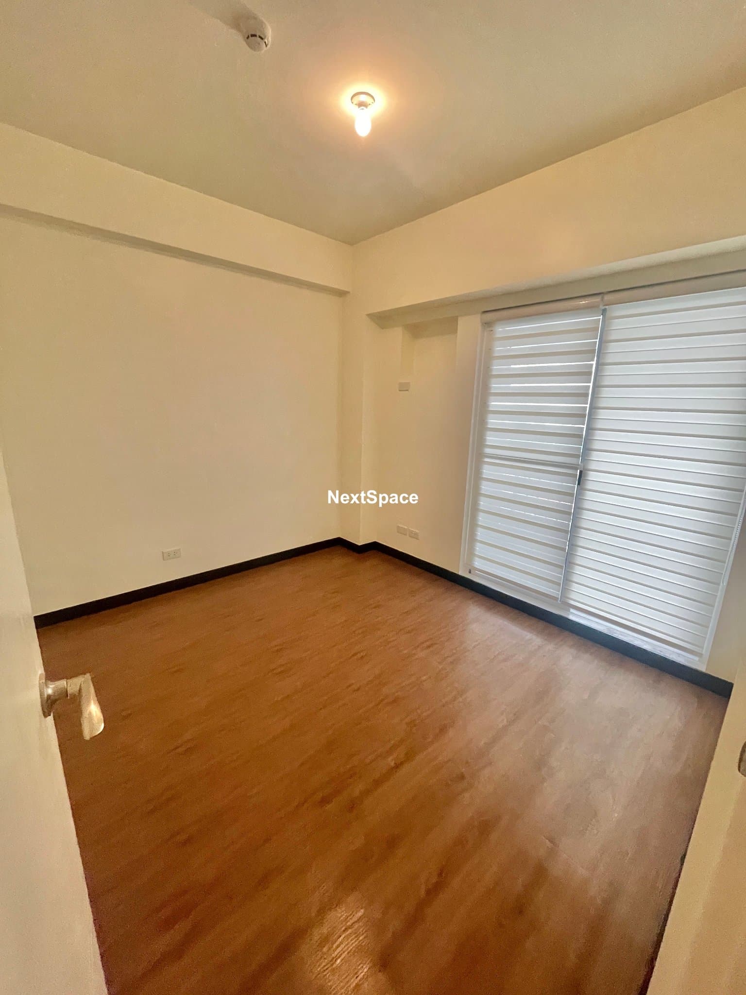Kai Garden 2BR Two Bedroom Unit FOR SALE WC275