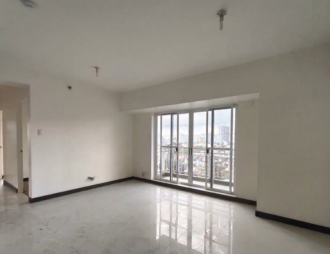 One Castilla Place 3BR Three Bedroom Unit with Parking 